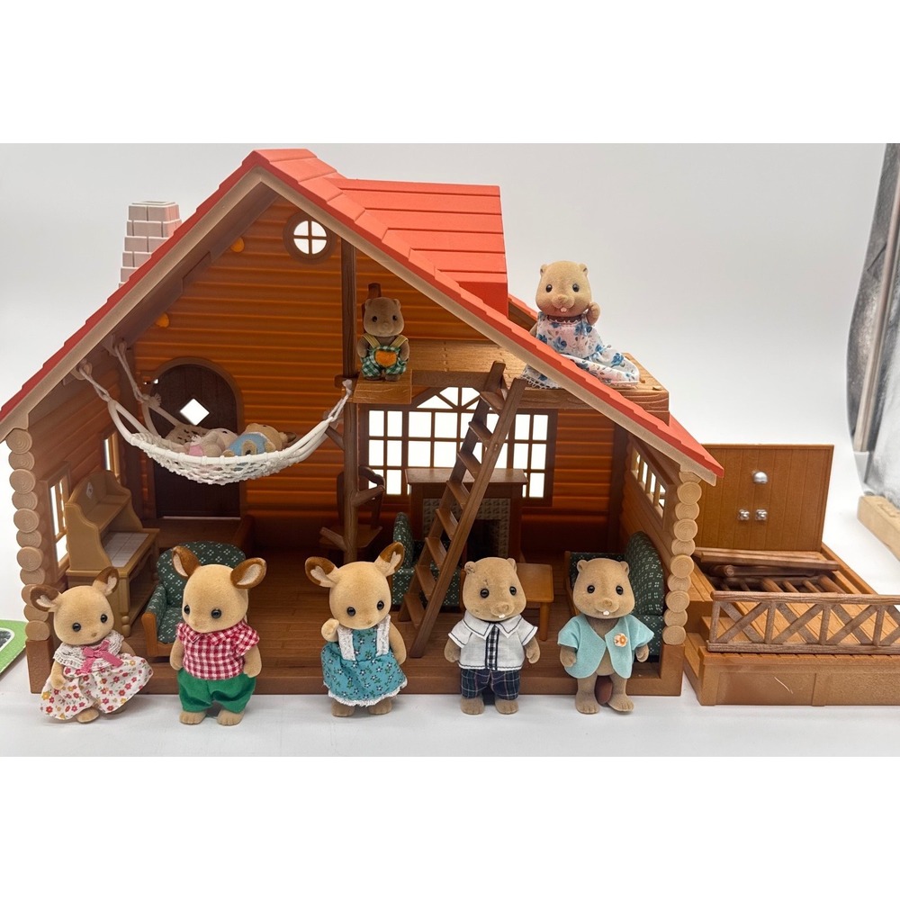 Calico Critters Lakeside Lodge Log Cabin House Bundle – Figures, Furniture